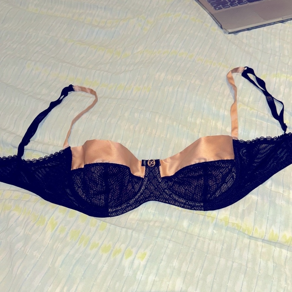 D&G bra vintage